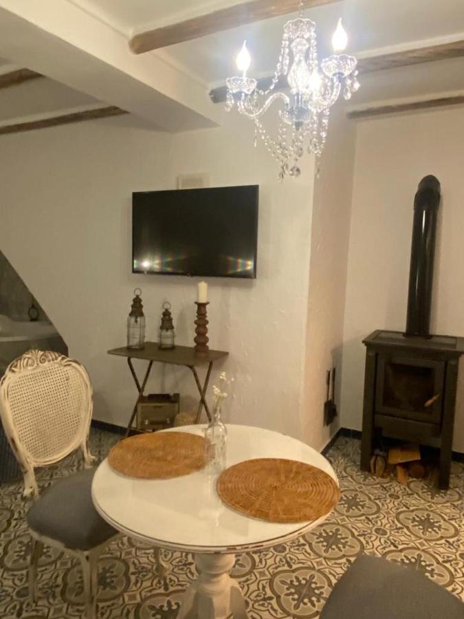 El Escondite De Martina, Aticos Romanticos Setenil De Las Bodegas Zewnętrze zdjęcie